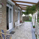Holiday home 2 Bedroom Amazing In Houlle